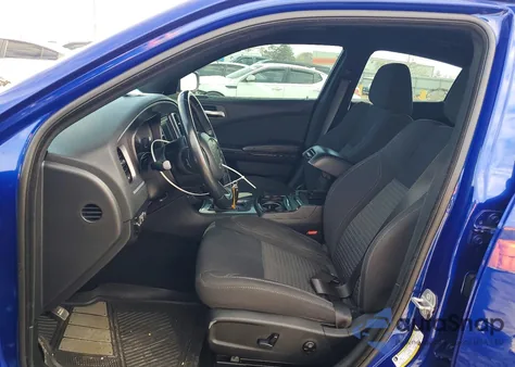 2019 Dodge Charger Sxt z USA, uszkodzony, nr VIN 2C3CDXBG2KH581847